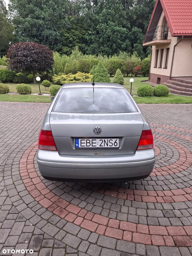 Volkswagen Bora 1.8 5V Turbo GT Sport - 6