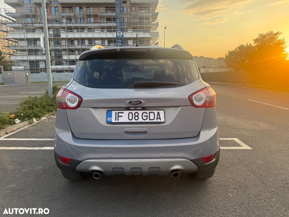 Ford Kuga 2.0 TDCi 4WD Powershift Titanium - 5