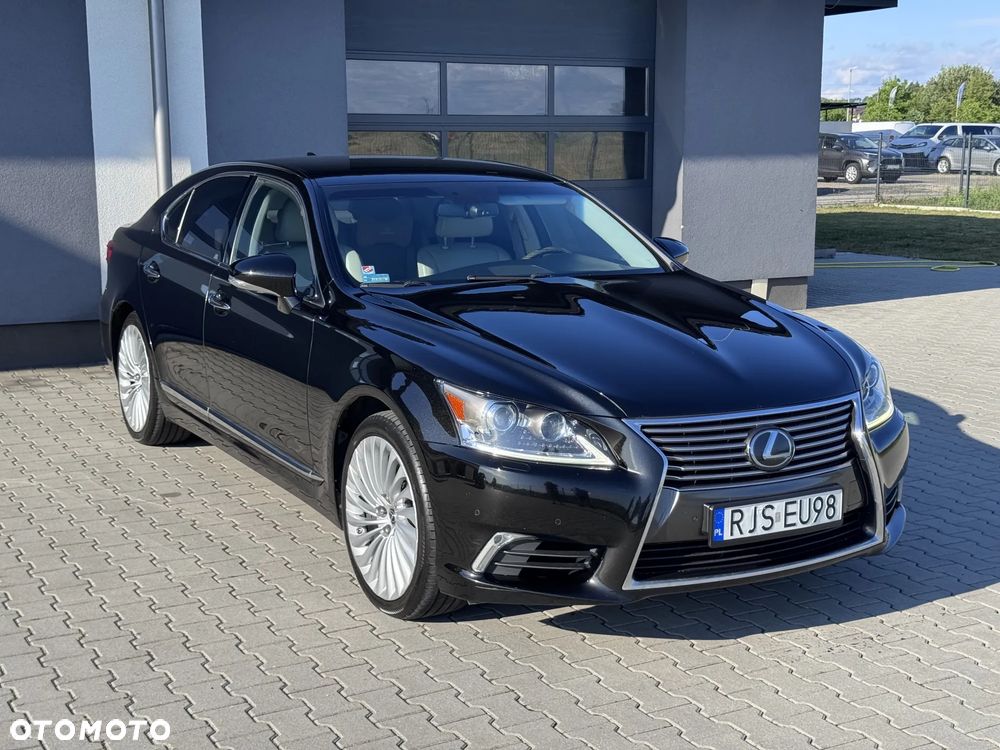 Lexus LS - 3