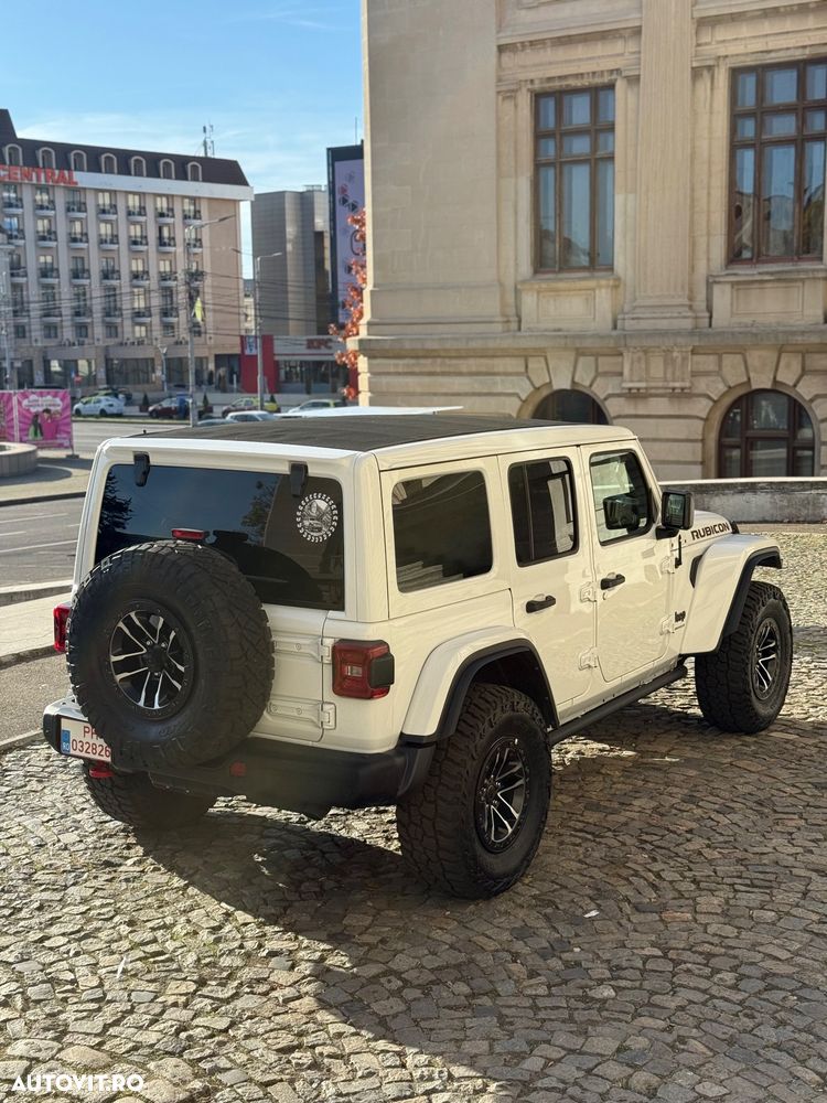 Jeep Wrangler - 4
