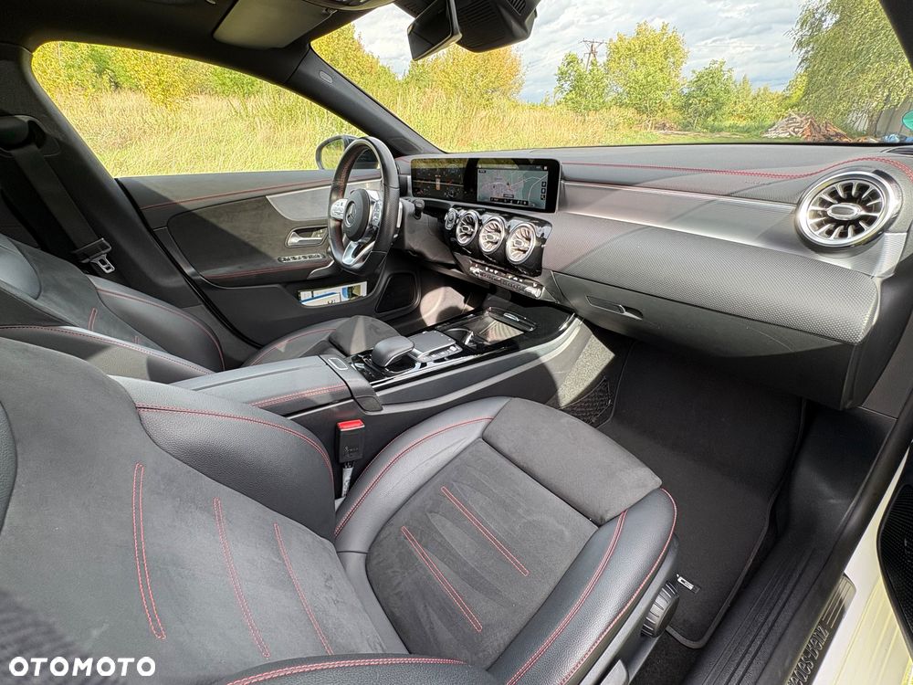 Mercedes-Benz CLA 250 4Matic 8G-DCT Edition AMG Line - 32