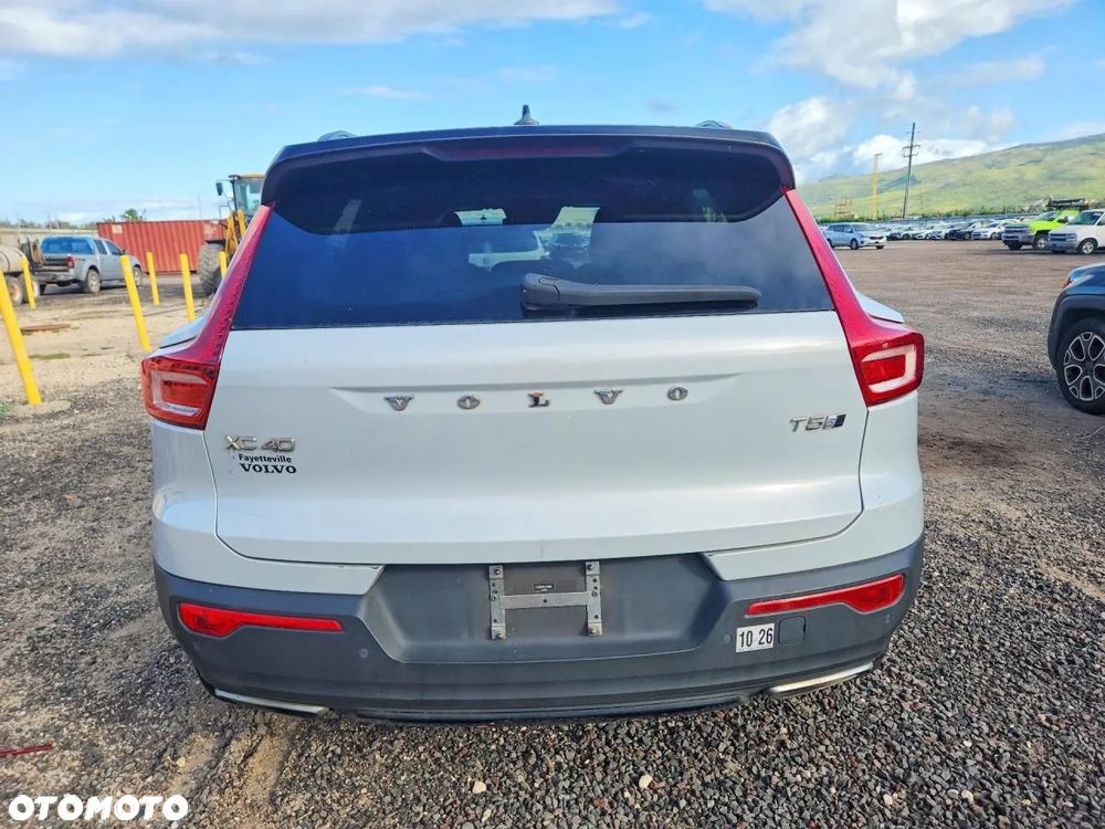 Volvo XC 40 T5 AWD Inscription - 6