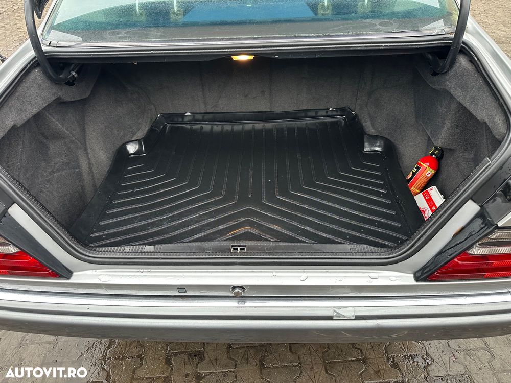 Mercedes-Benz W124 - 8