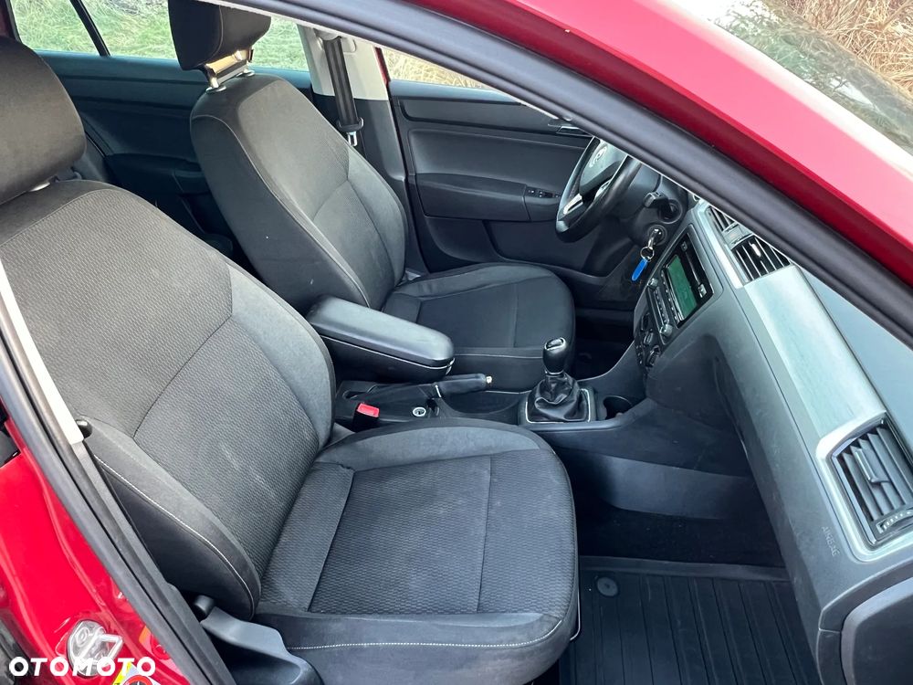 Skoda RAPID 1.2 TSI Ambition Green tec - 6