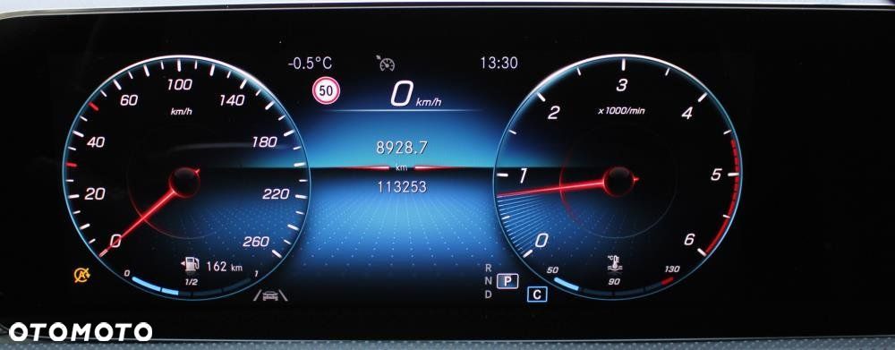 Mercedes-Benz CLA - 17