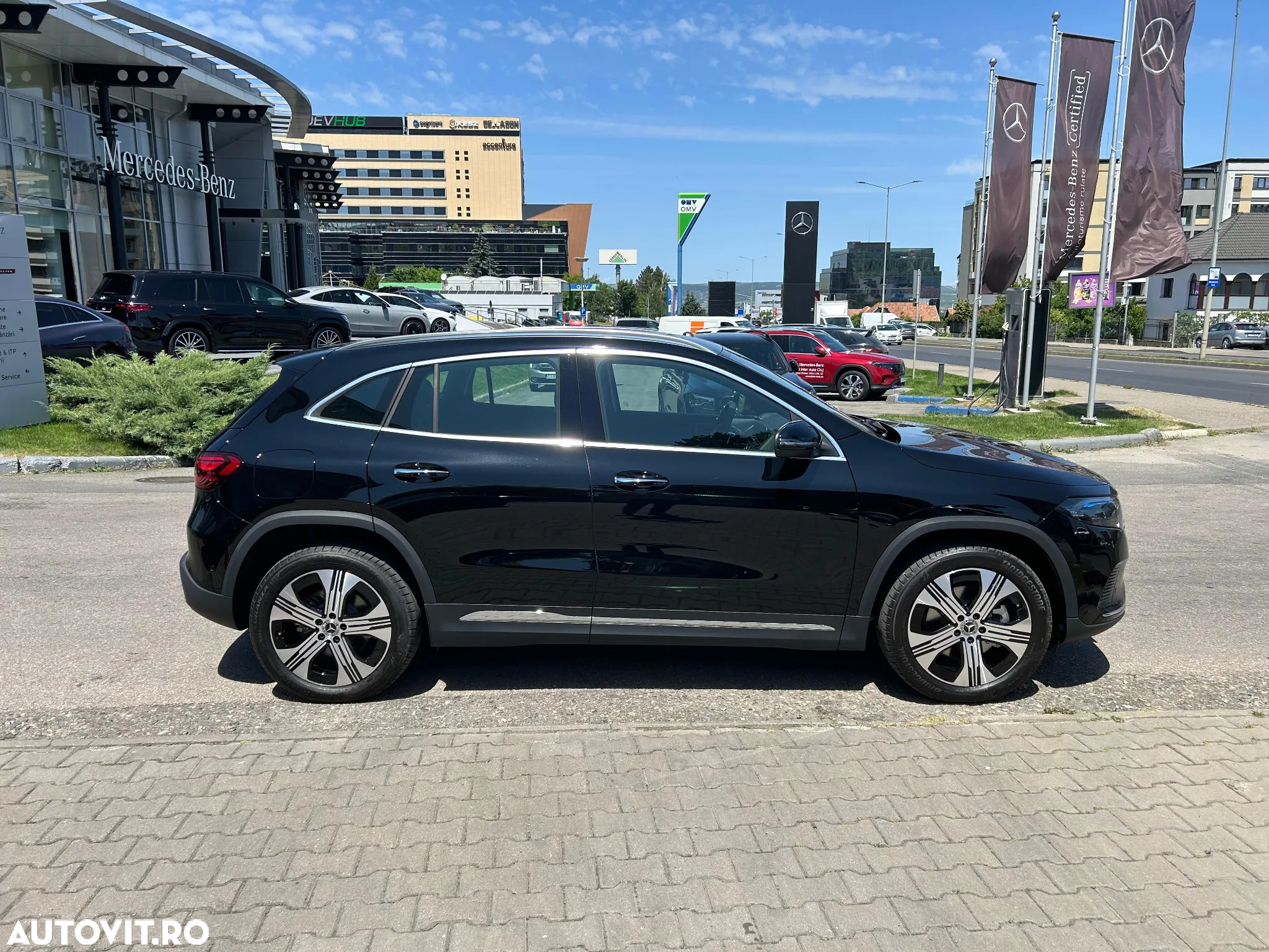 Mercedes-Benz EQA 300 4MATIC - 18