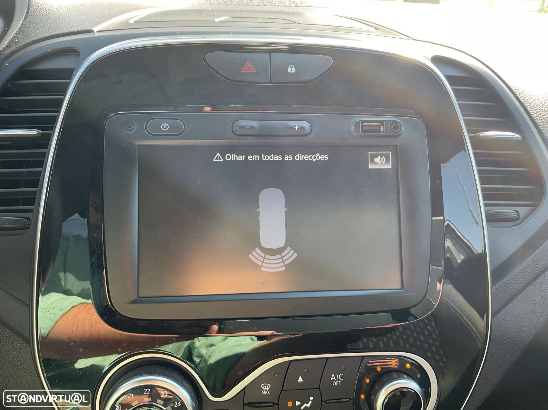 Renault Captur 1.5 dCi Exclusive - 25