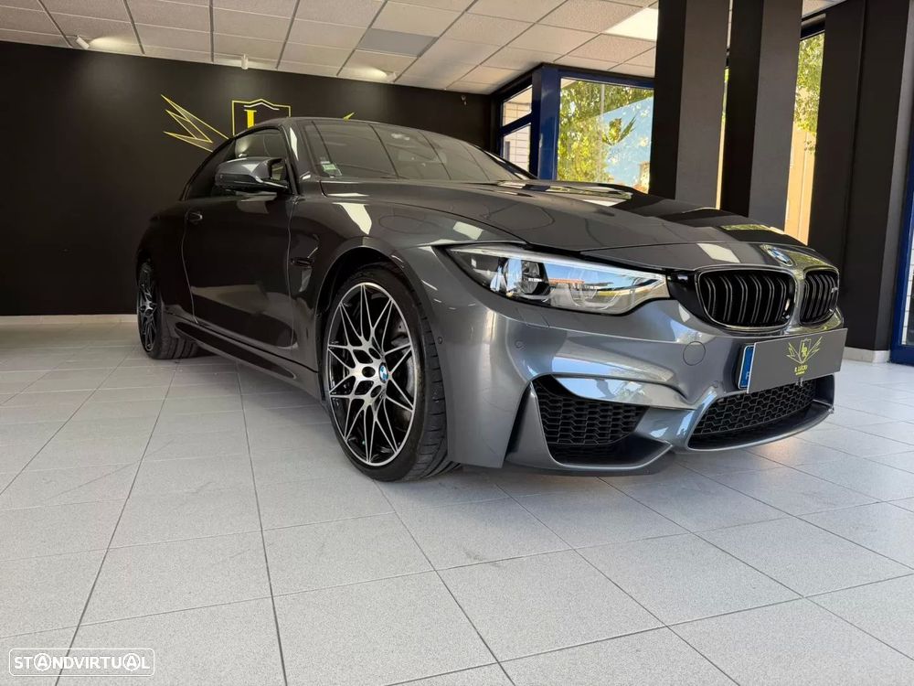 BMW M4 — photo 5