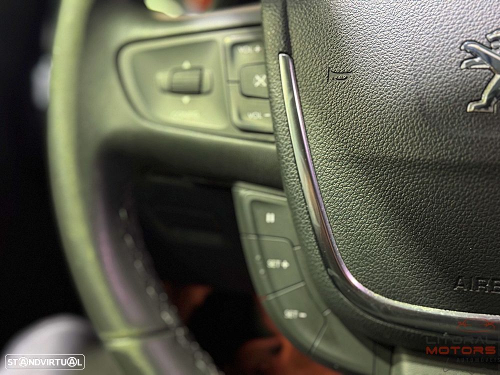 Peugeot 508 RXH 2.0 HDi Hybrid4 2-Tronic - 23