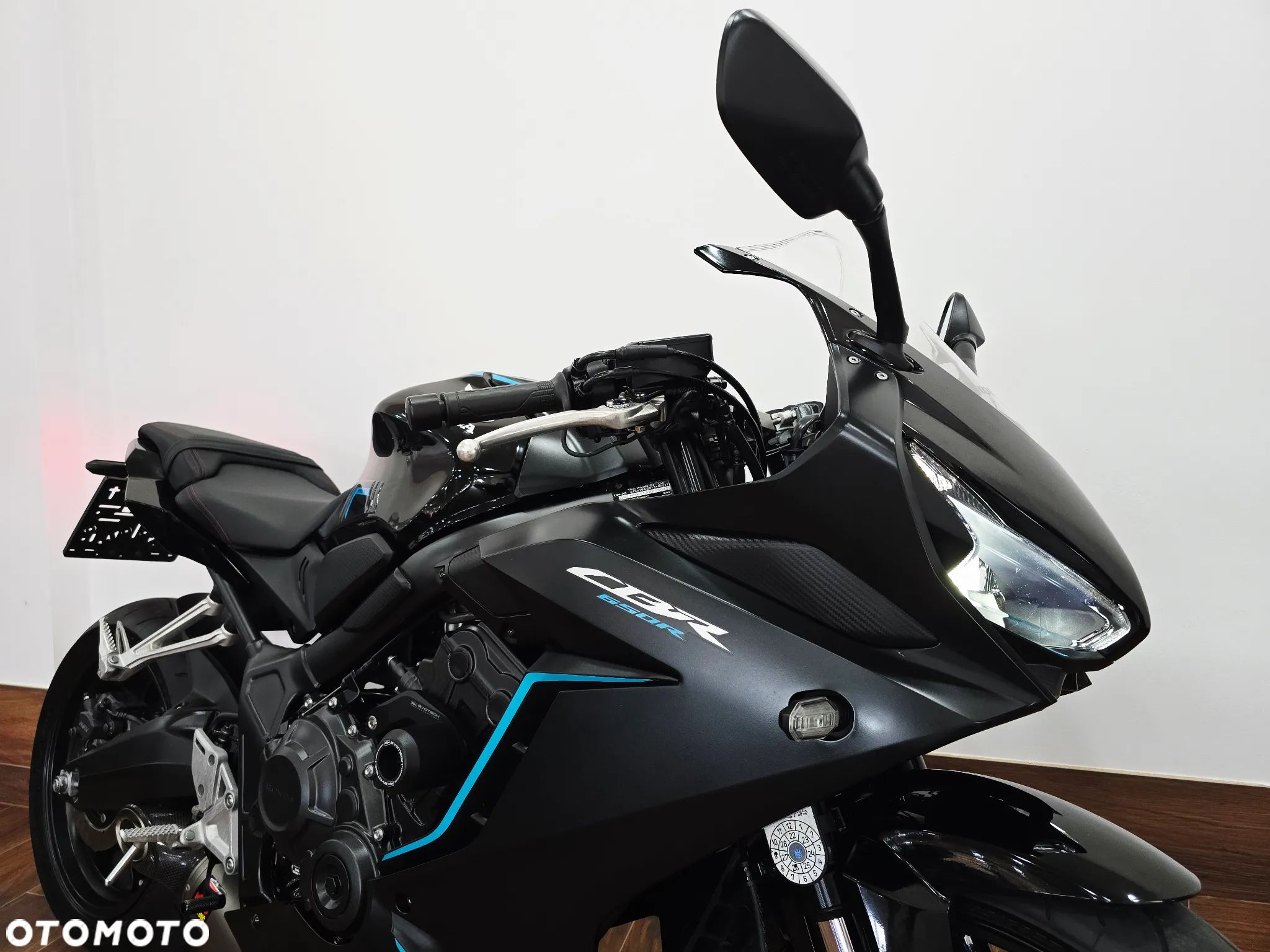 Honda CBR - 1