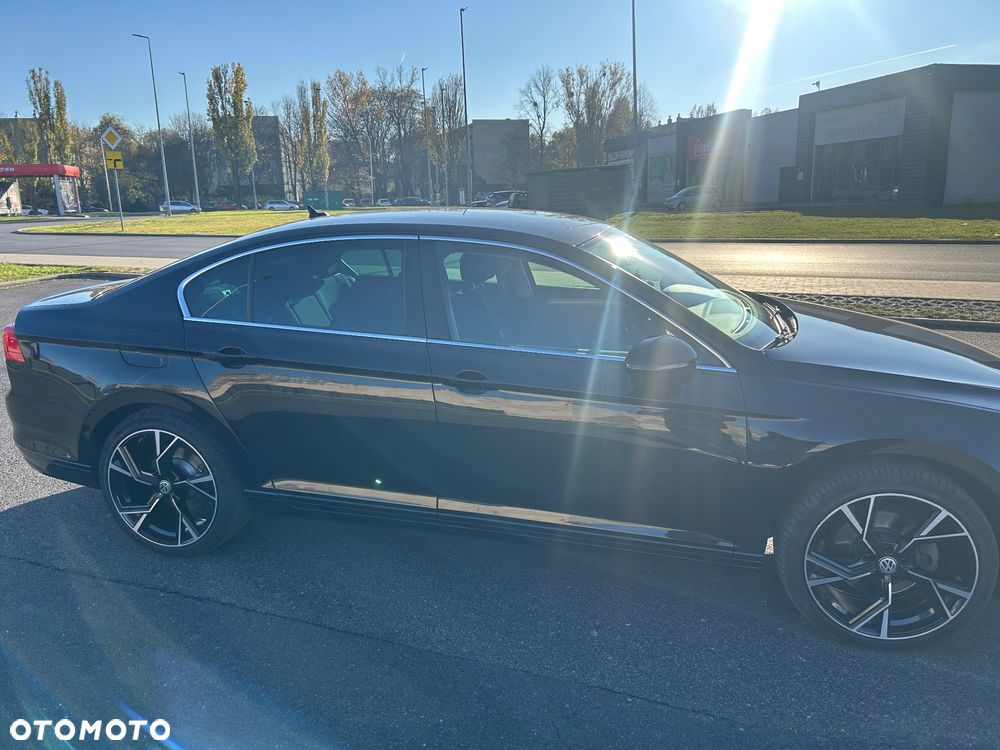 Volkswagen Passat 2.0 TSI Elegance DSG - 2
