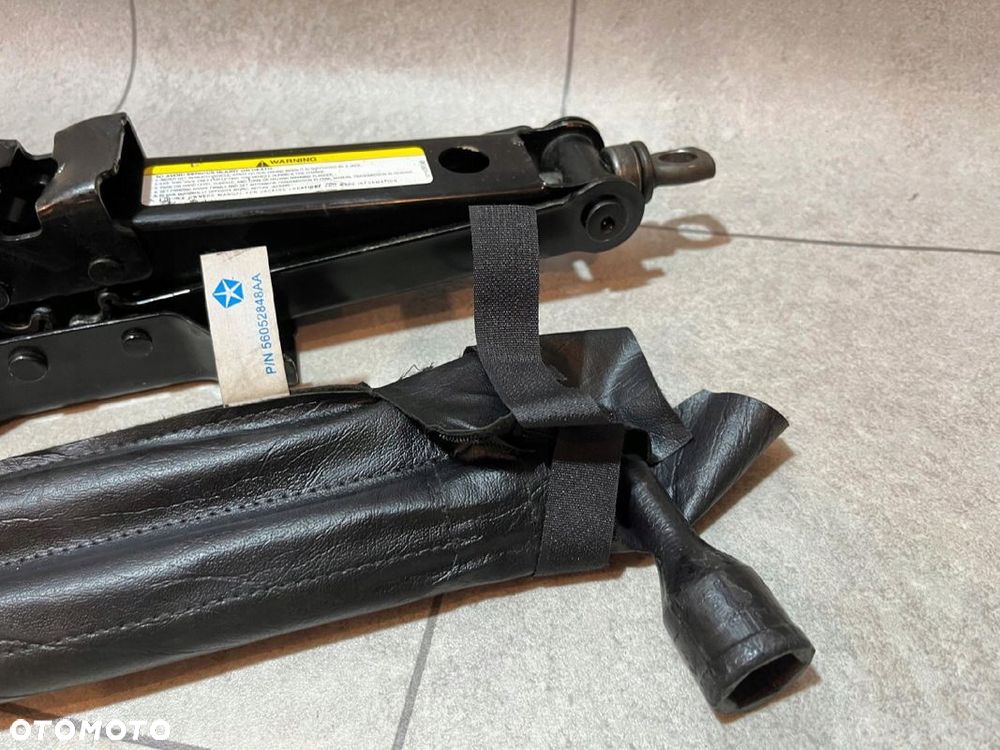 JEEP GRAND CHEROKEE WK ZESTAW NAPRAWCZY KOŁA KPL - 4