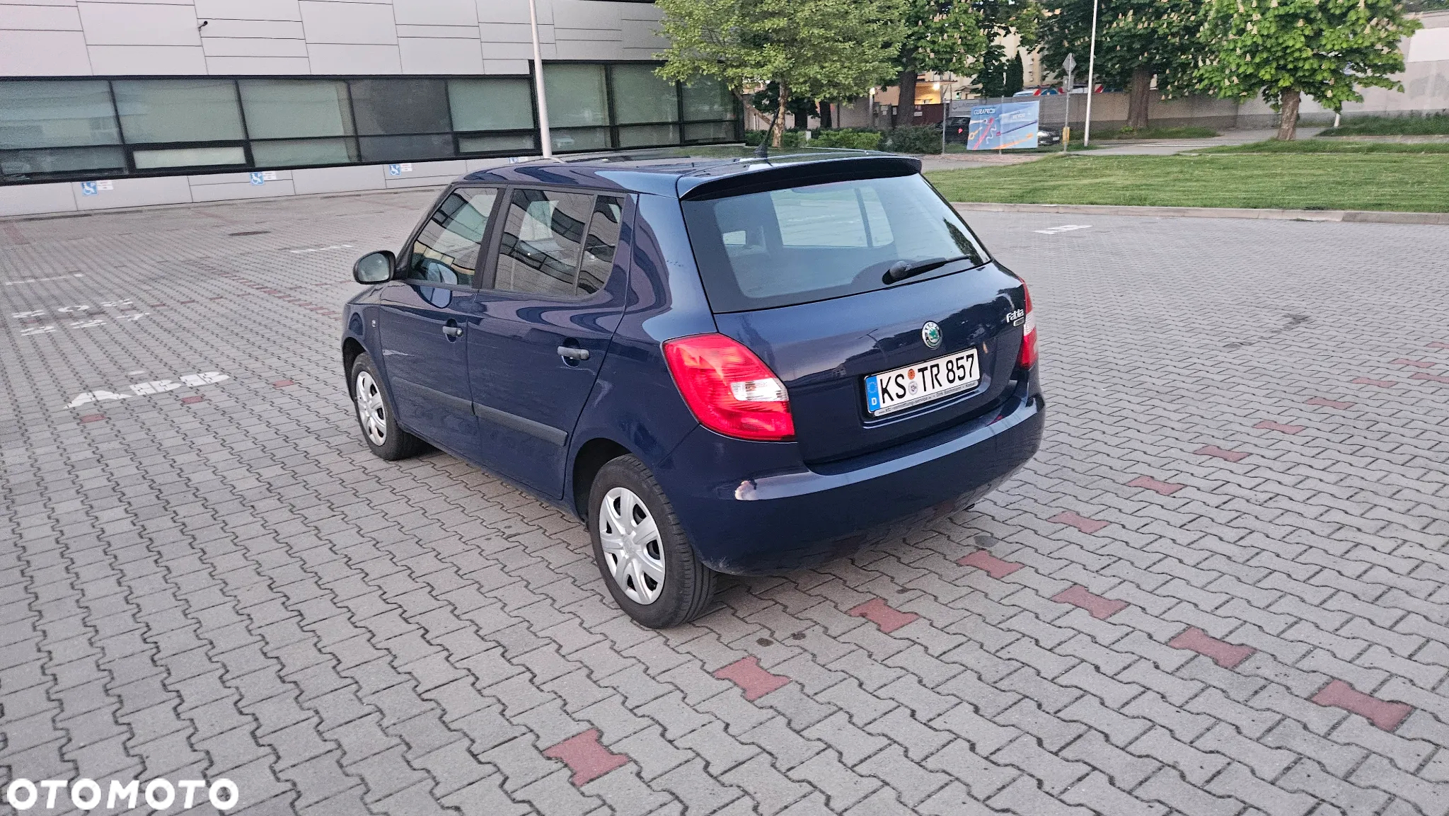 Skoda Fabia 1.4 16V Ambiente - 11