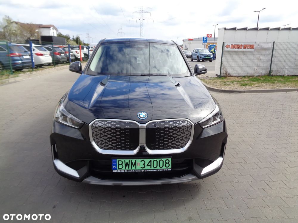 BMW iX1 eDrive20 xLine - 16