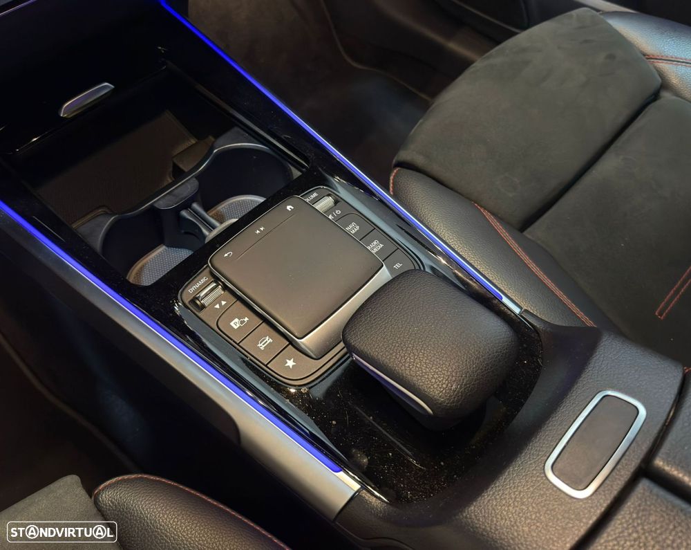 Mercedes-Benz GLB 180 d AMG Line - 22