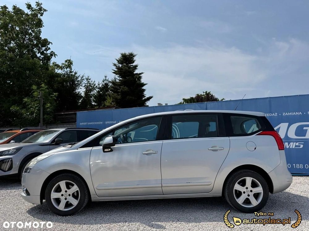 Peugeot 5008 - 9