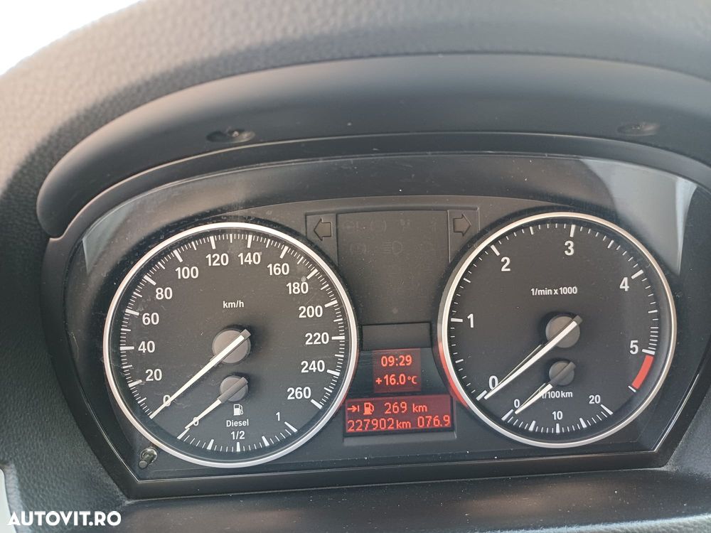 BMW Seria 3 316d - 9