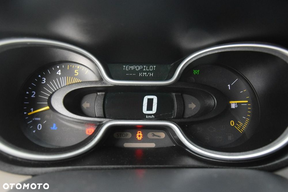 Renault Trafic - 26