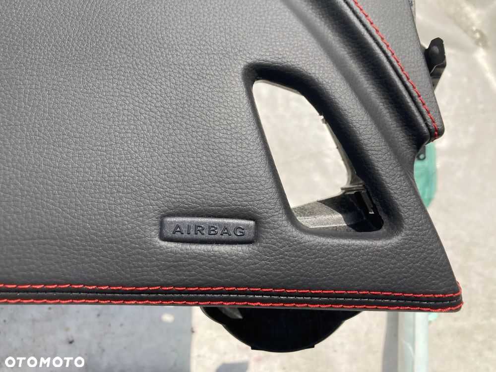 MERCEDES W205 C DESKA KONSOLA KOKPIT PULPIT PÓŁKA PARAPET SKÓRA MANUAL AUTOMAT  naprawa regeneracja Raz2 !!! - 8