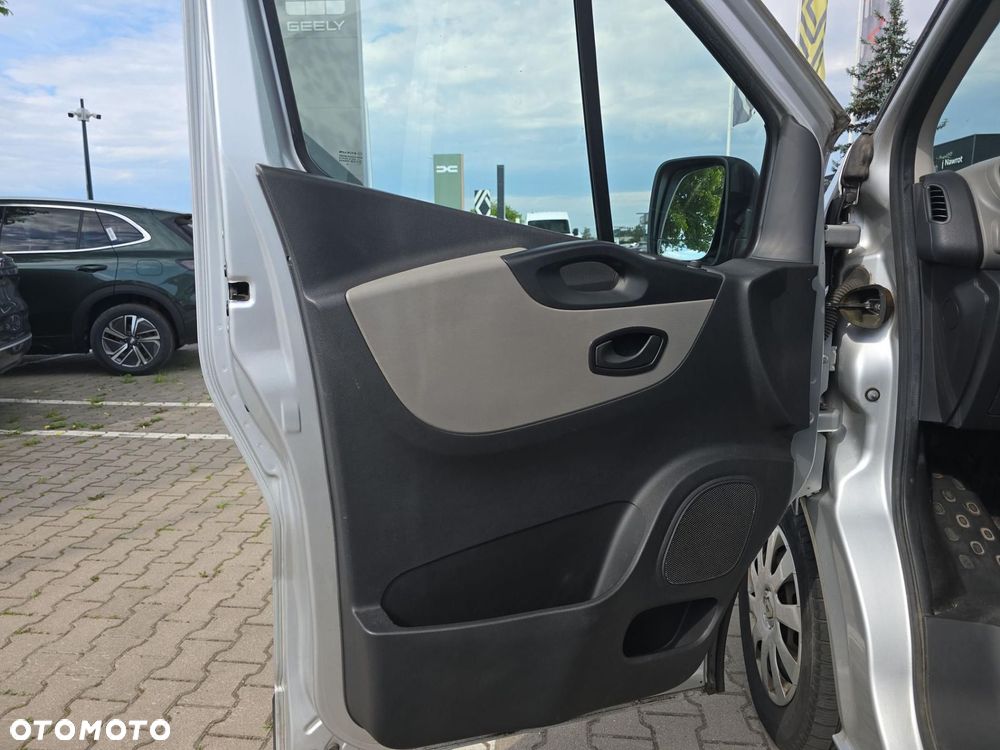 Renault trafic - 11