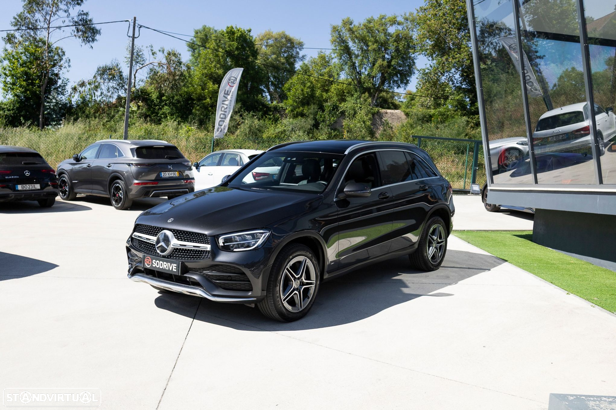 Mercedes-Benz GLC 300 - 15