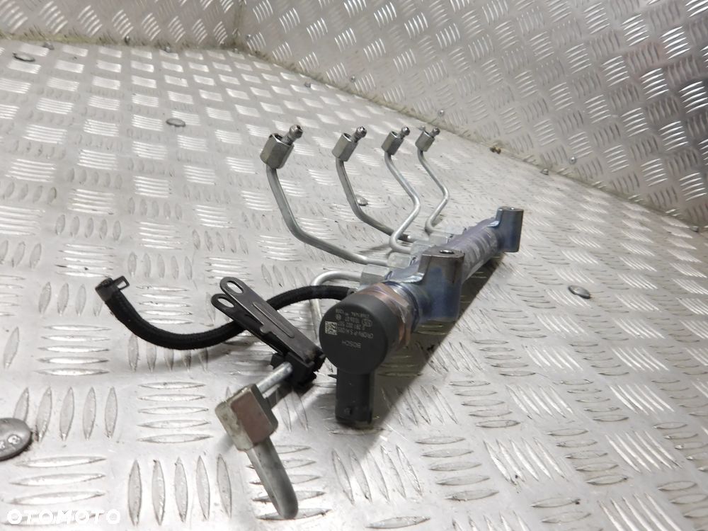 HYUNDAI TUCSON I 04-10 2.0 CRDI 4X4 LISTWA WTRYSKOWA 31400-27400 - 3