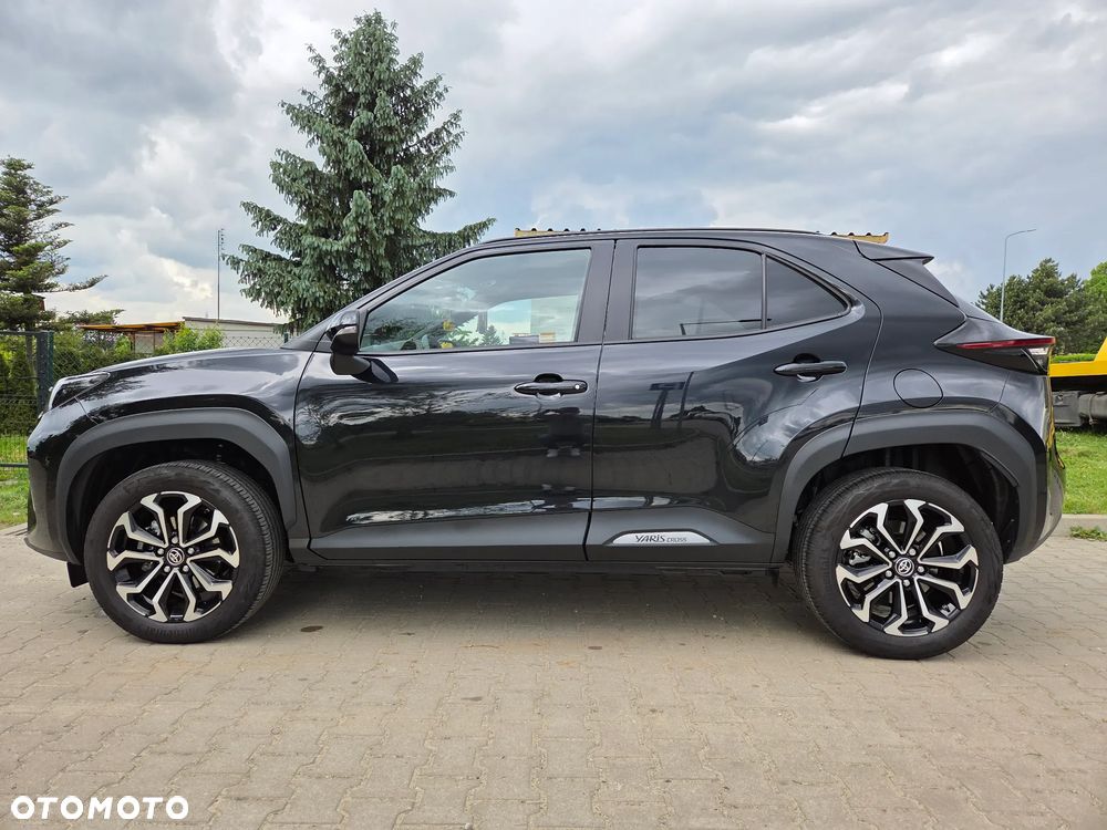 Toyota Yaris Cross Hybrid 1.5 Comfort AWD - 39