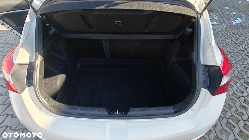 Hyundai i30 1.4 Classic - 13