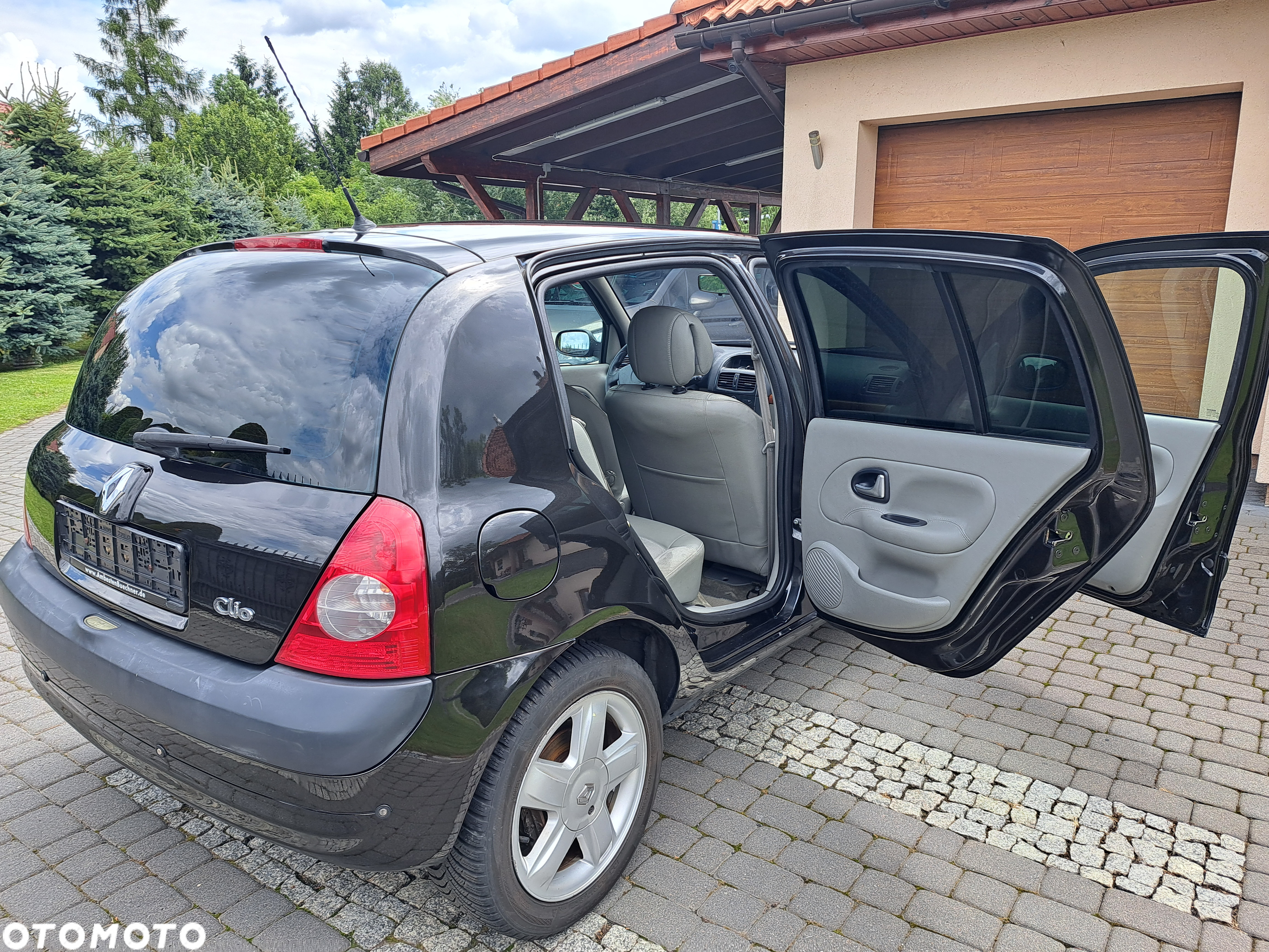 Renault Clio 1.6 16V Initiale - 10