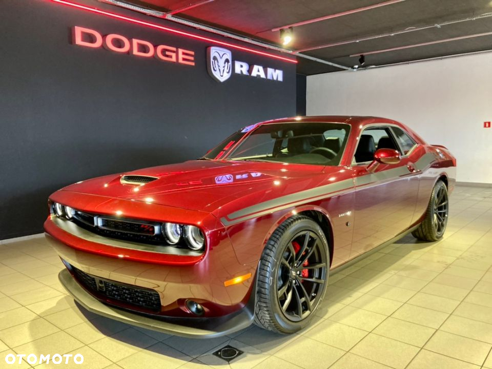 Dodge Challenger 5.7 R/T - 2