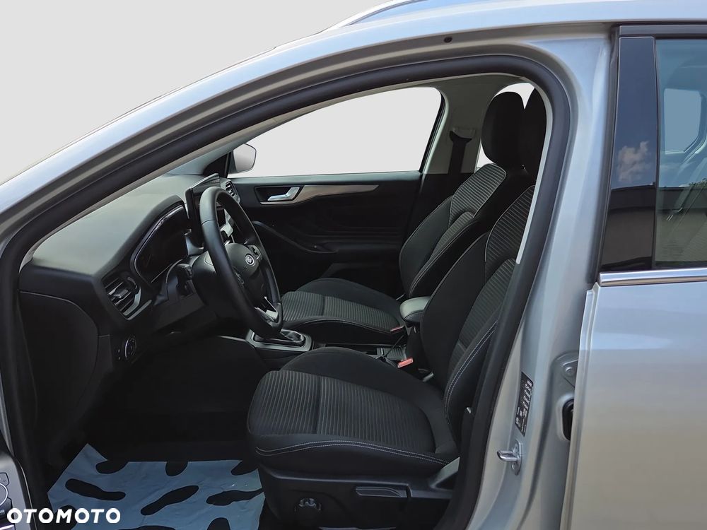 Ford Focus 1.0 EcoBoost Titanium - 9