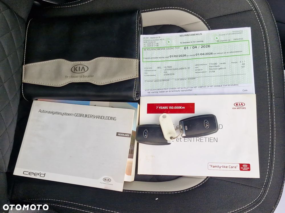 Kia Ceed 1.0 T-GDI ISG GT Line - 28