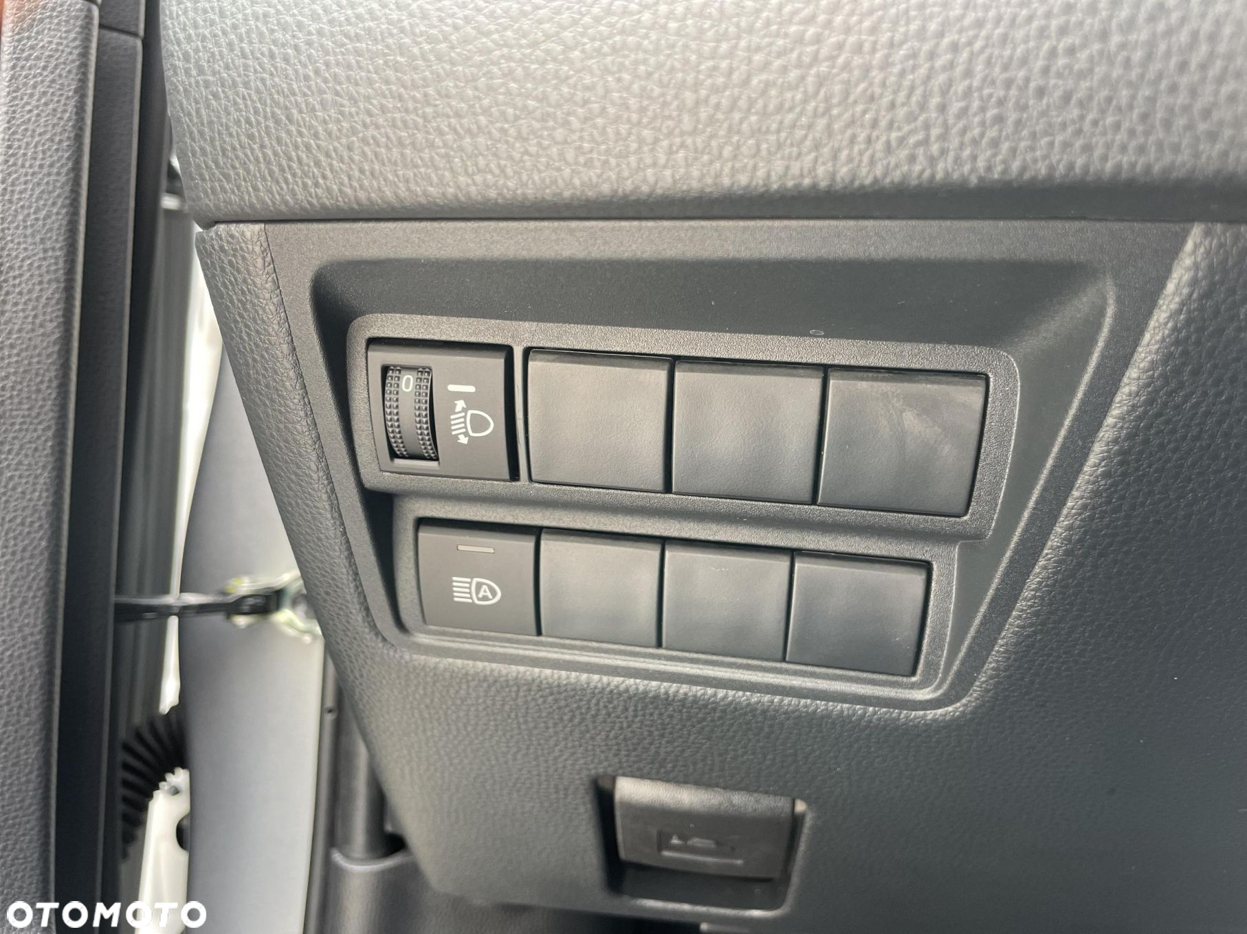 Toyota Yaris 1.5 Comfort - 22