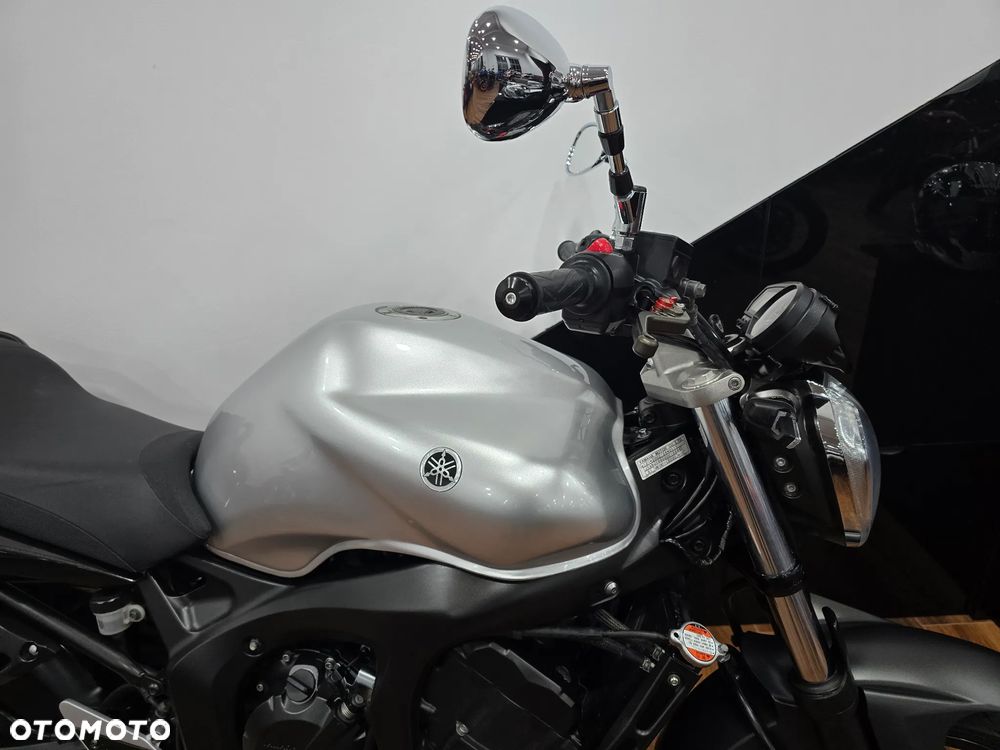 Yamaha FZ6 - 10