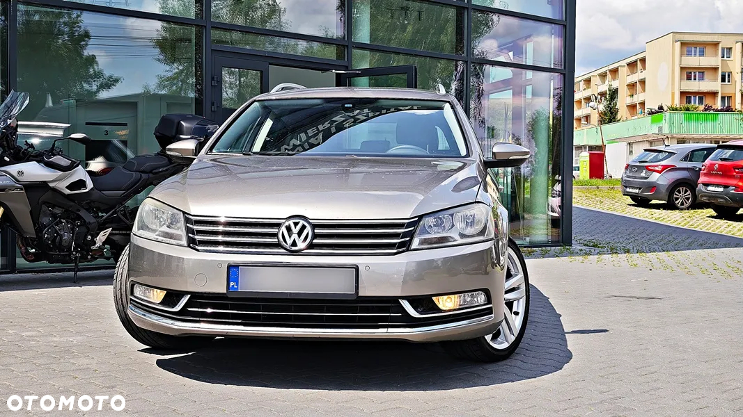 Volkswagen Passat 1.4 TSI BMT Comfortline DSG - 5