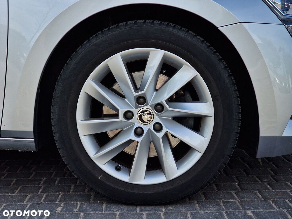 Skoda Superb 1.5 TSI Ambition - 10
