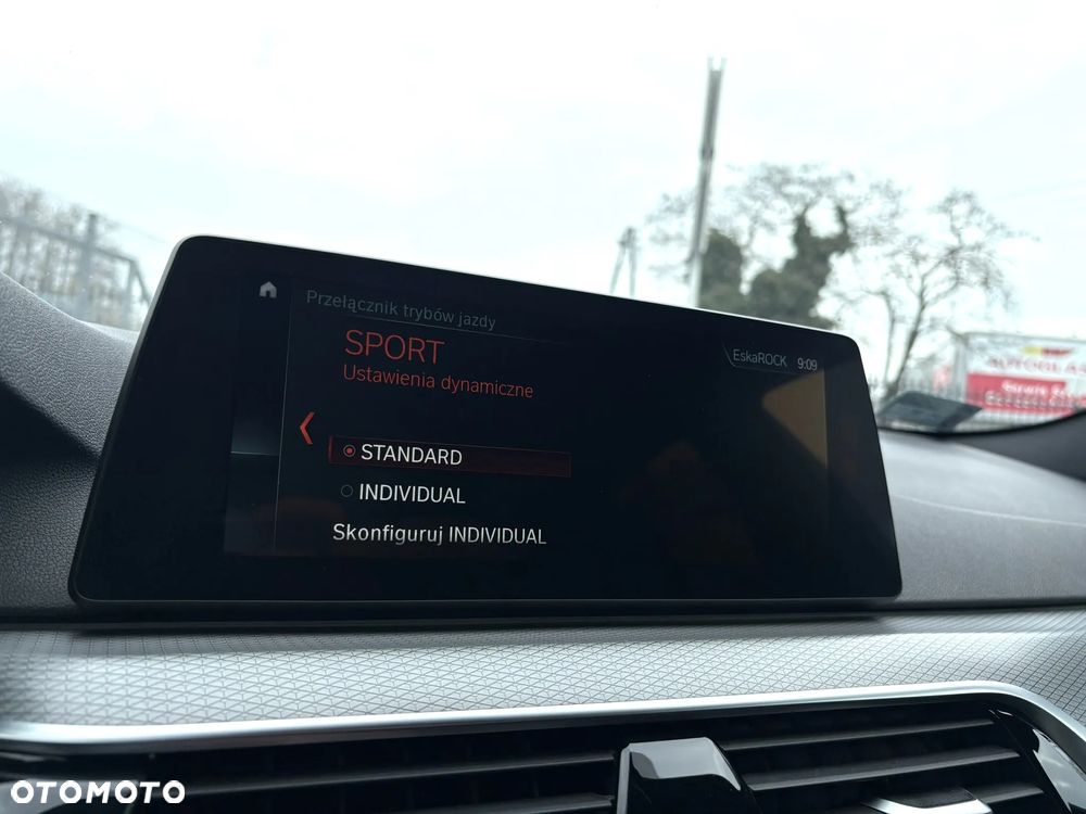 BMW Seria 5 530d xDrive M Sport sport - 21