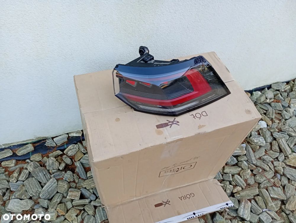 VW GOLF 8 VIII 5H0 LIFT HB LAMPA TYŁ TYLNA PRAWA IQ 5H0945208B - 2