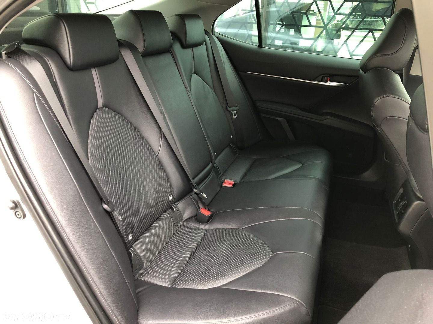 Toyota Camry - 20