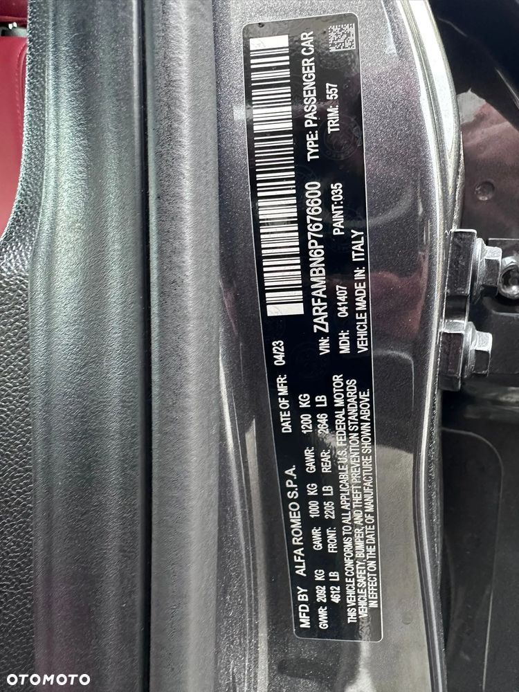 Alfa Romeo Giulia 2.0 Turbo 16V AT8 Veloce - 20