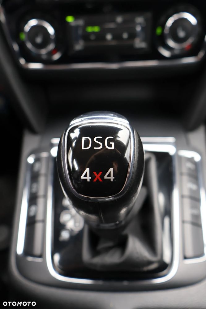 Skoda Superb 2.0 TDI 4x4 Business DSG - 27