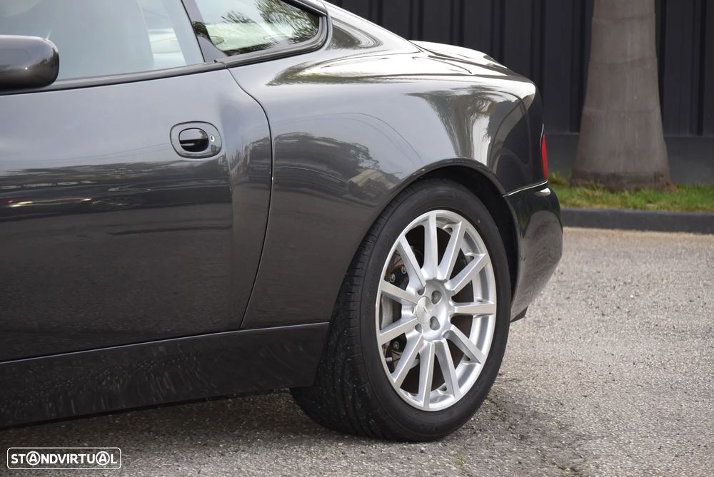 Aston Martin Vanquish - 20