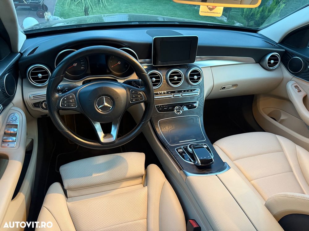 Mercedes-Benz C - 7