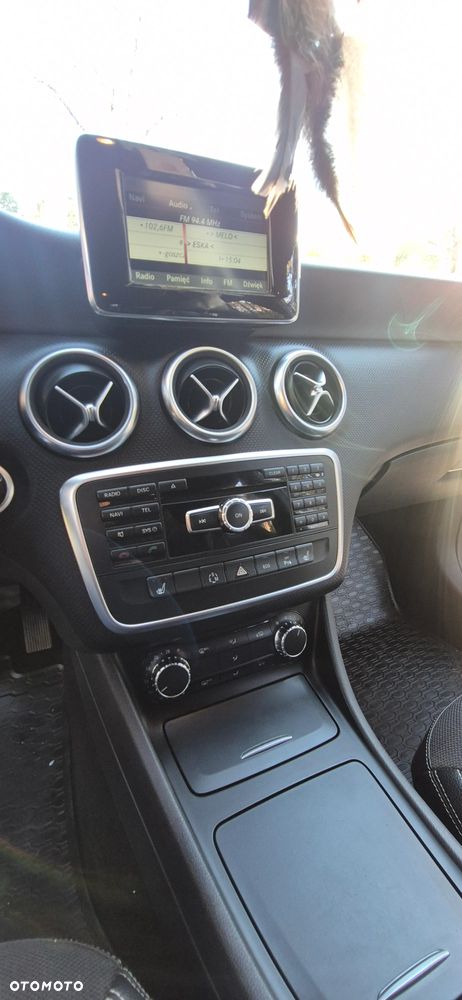 Mercedes-Benz Klasa A 180 CDI (BlueEFFICIENCY) 7G-DCT - 14