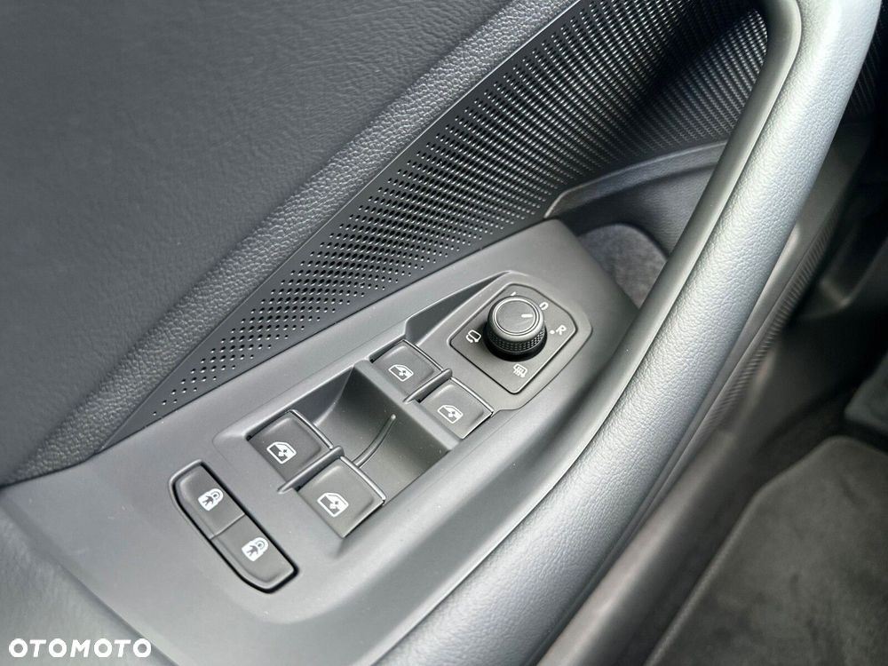 Volkswagen Passat - 25