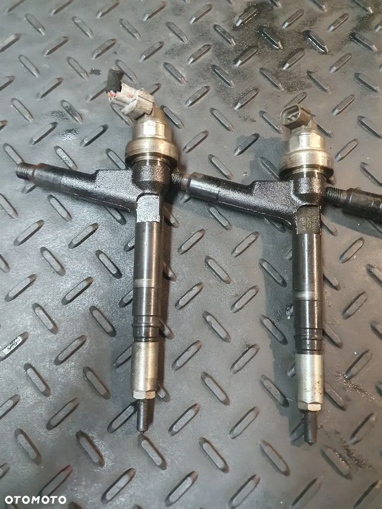 Opel Meriva A Wtryskiwacze KOMPLET 4 SZT  1.7  cdti 8973138614 - 2