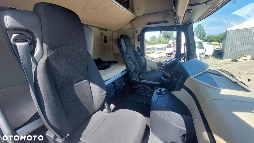 MERCEDES ACTROS MP4 KABINA KPL STREAM SPACE EURO 6 - 10