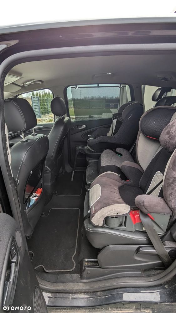 Ford S-Max 2.0 Titanium - 9