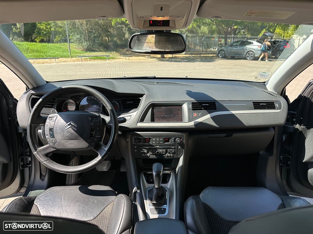 Citroën C5 Tourer 1.6 e-HDi Séduction Air.CMP6 - 15