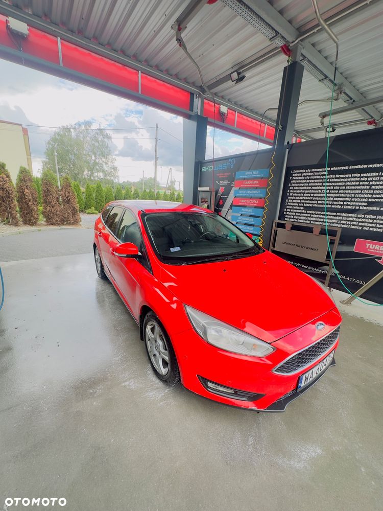 Ford Focus 1.5 TDCi SYNC Edition - 1